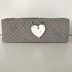 VASO IN CEMENTO CON CUORE DIM. 26X9X6