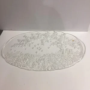 Vassoio dolce in cristallino con decori in rilievo cm 42x c, 26,5